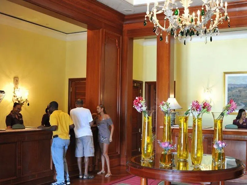 מונטגו ביי Hyatt Ziva Rose Hall 5*, מונטגו ביי
